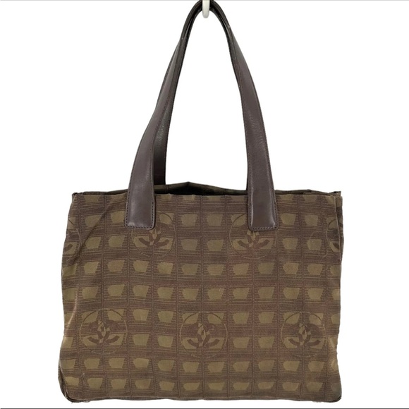 Authentic Rare Chanel Tote Bag New Travel Line Nylon Olive Green Women's Bag - Picture 10 of 11